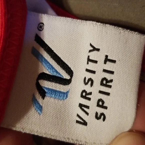 Varsity spirit sports bra and shorts set. Size:small - Picture 2 of 2